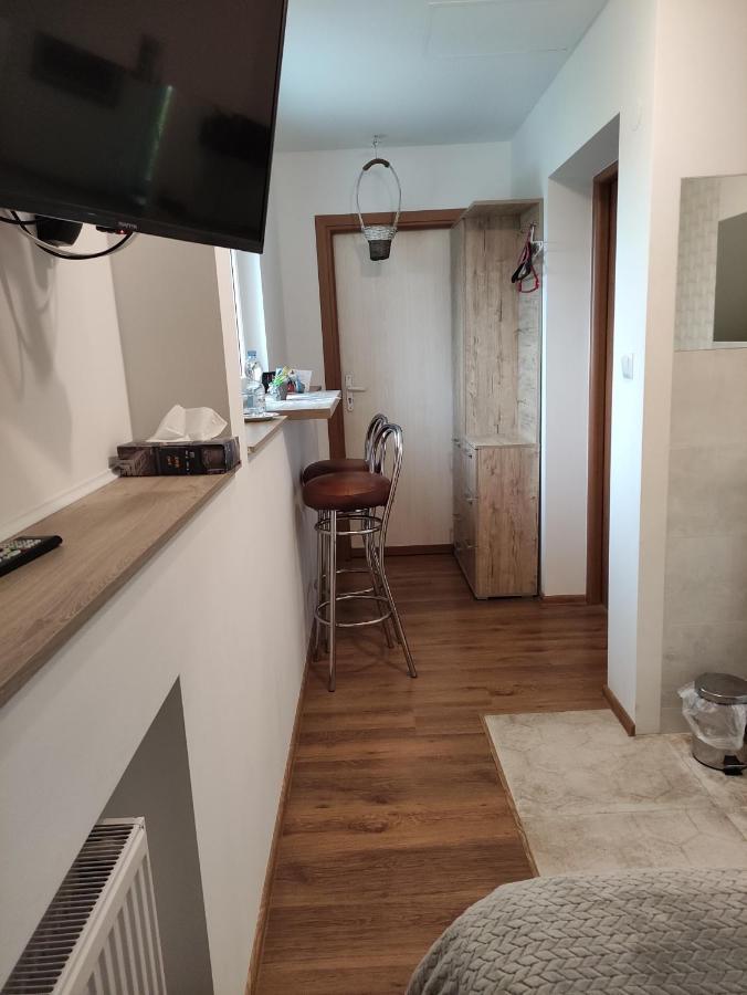 Homestay Strozowka กอร์ลิเซอ ภายนอก รูปภาพ