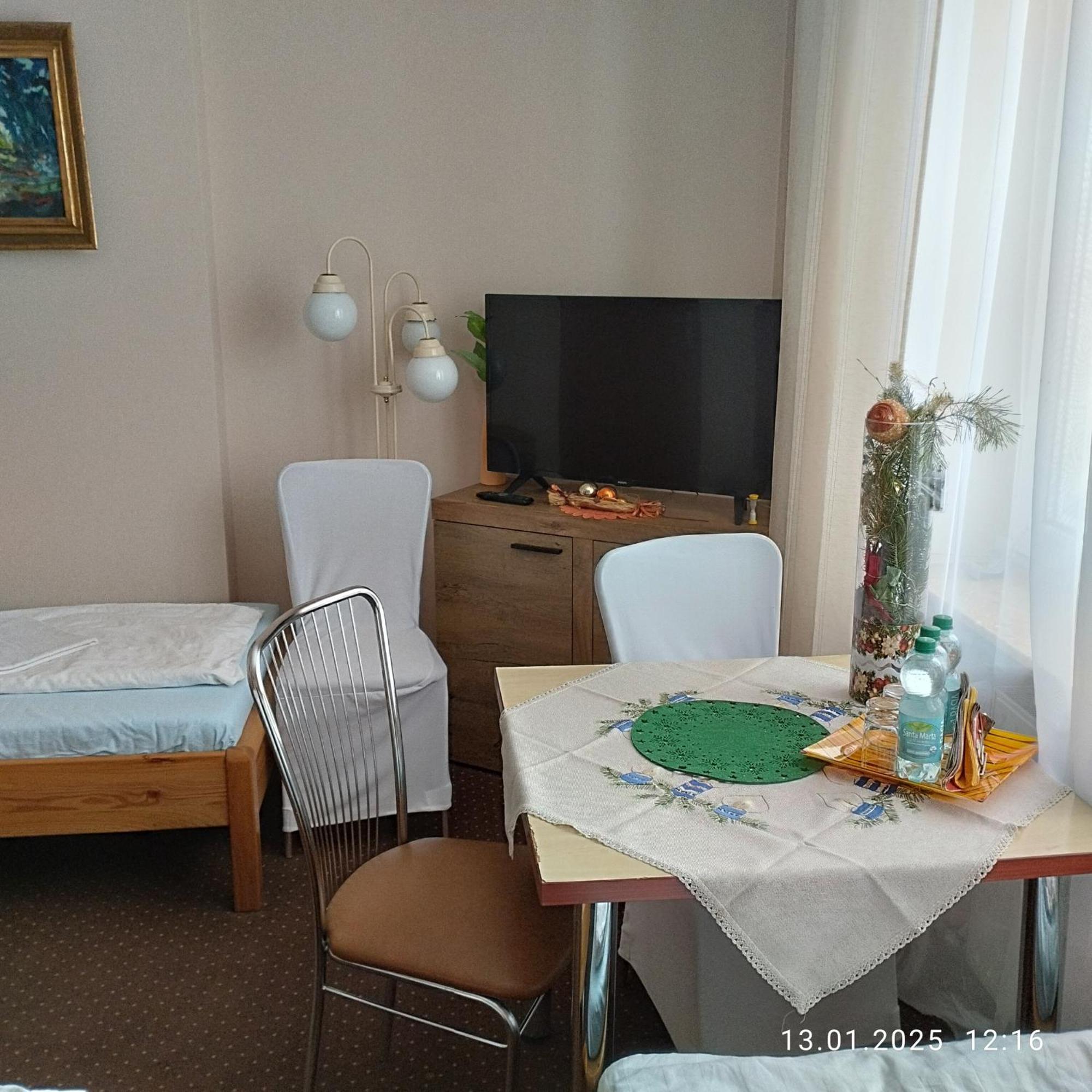 Homestay Strozowka กอร์ลิเซอ ภายนอก รูปภาพ